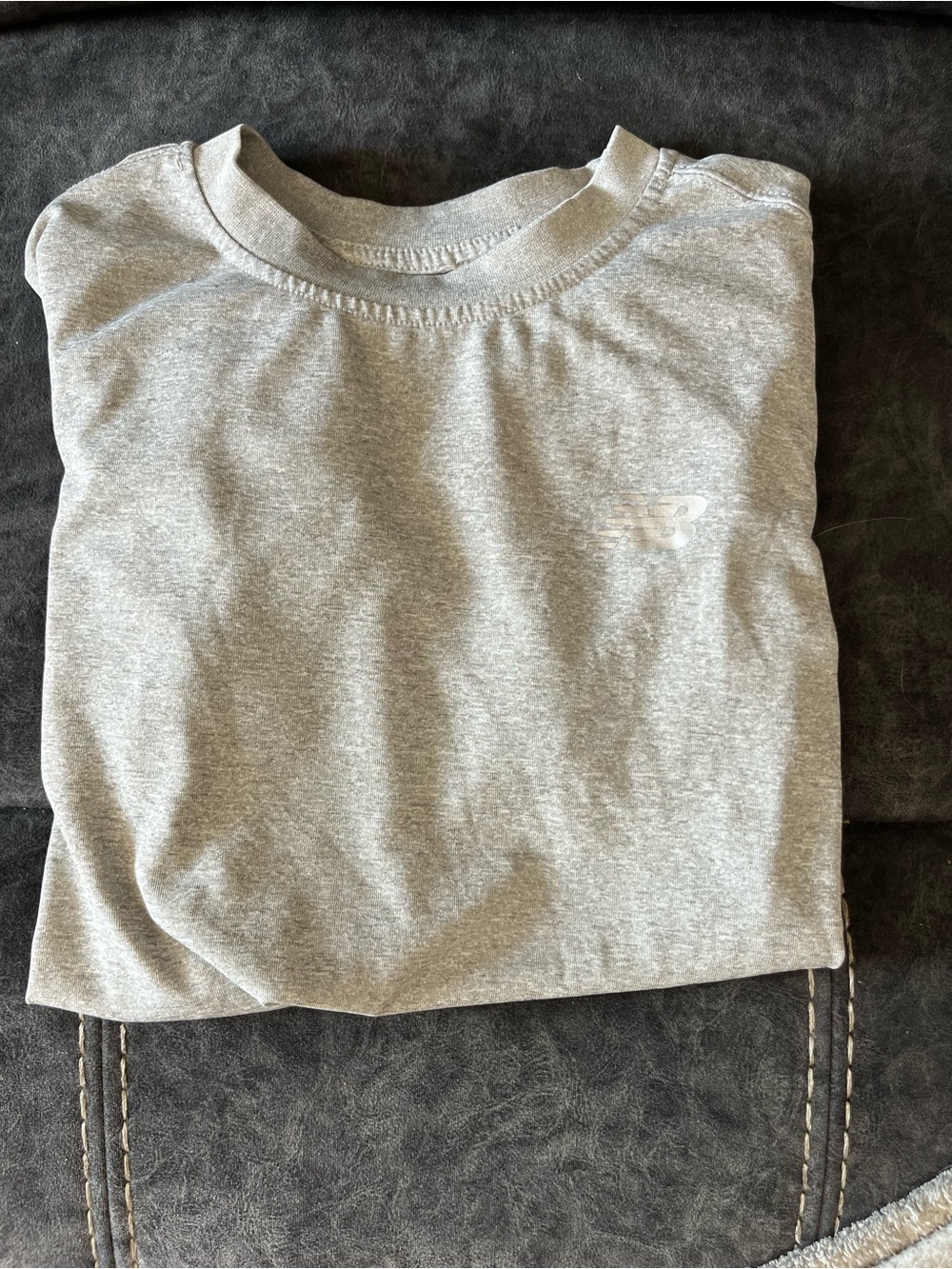 New Balance Youth Light Gray Heather Short Sleeve Tee